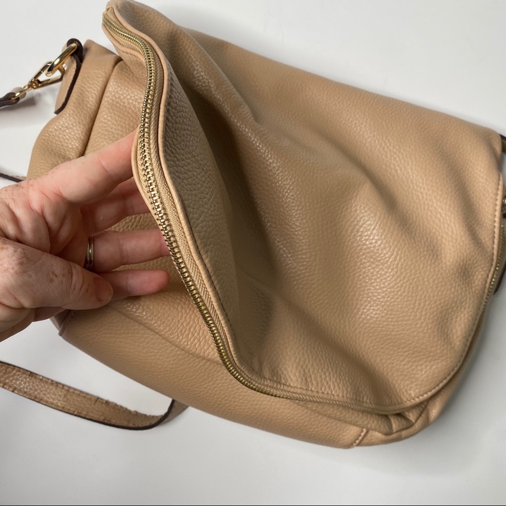 Street level tan handbag - Picture 11 of 11